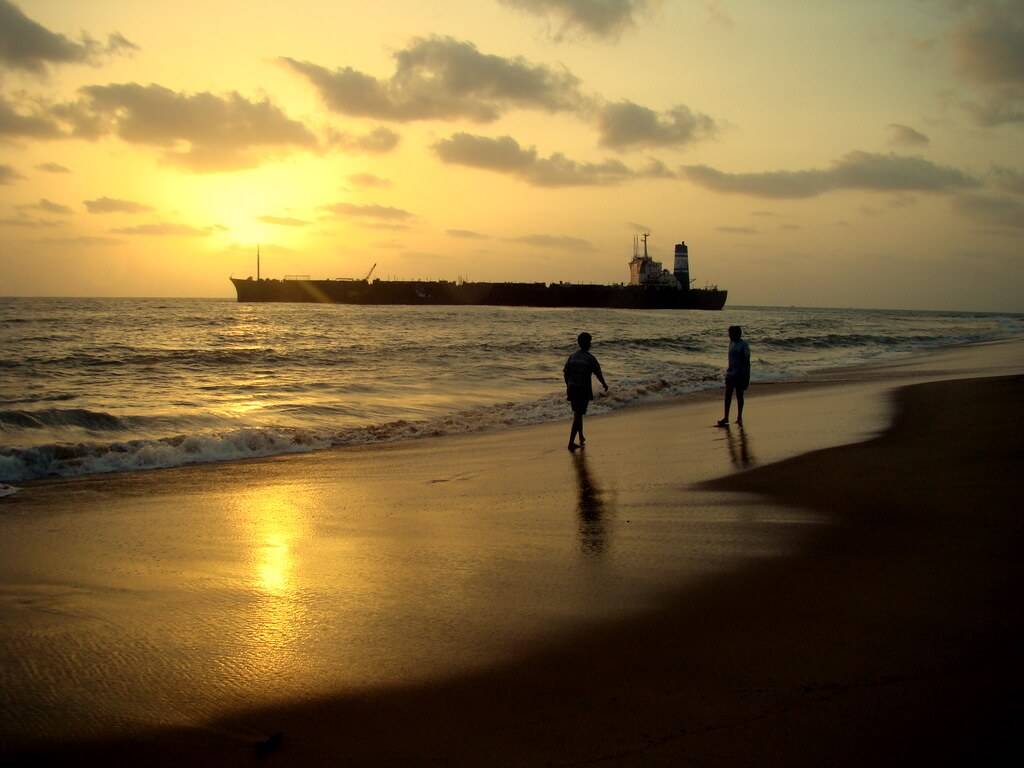 Goa : A Lesson in Life.  Chapter 13: Candolim, Crumbland and the River Princess.
