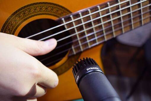 5 Acoustic Guitar Recording Tips you Have to Know. The Blogging Musician @ adamharkus.com