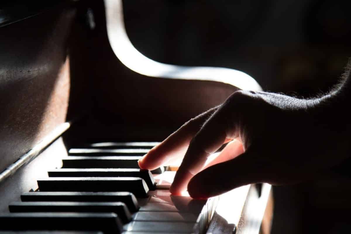 How Hard Is it to Learn Piano: 9 Things Every Beginner Needs to Know
