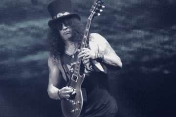 How To Play Guitar Like Slash? Image by Jonathan Bayer https://www.flickr.com/photos/jlbnyc/