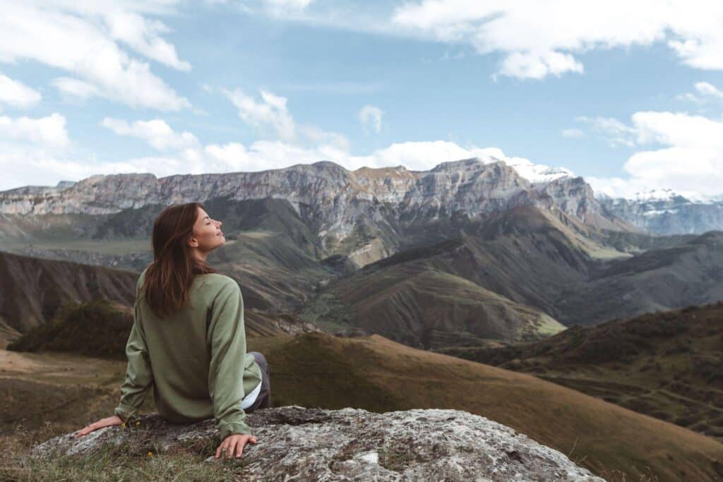How to Avoid Feeling Lonely on a Solo Trip?